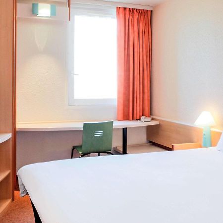 Ibis Lyon Est Bron Hotell Eksteriør bilde