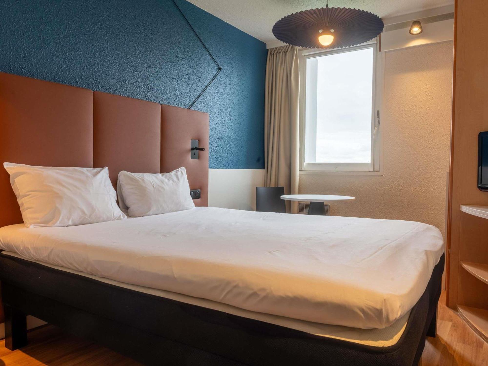 Ibis Lyon Est Bron Hotell Eksteriør bilde